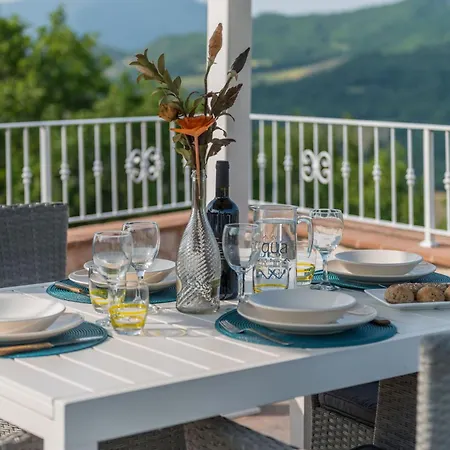 Azzurra Villa *