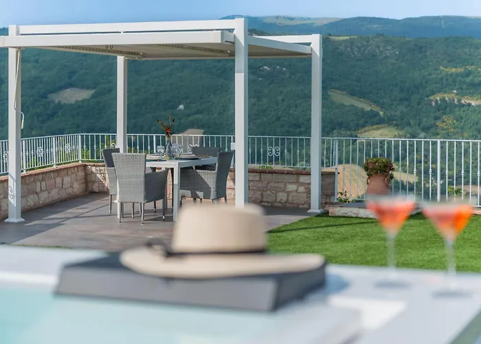 Azzurra Villa Pesaro